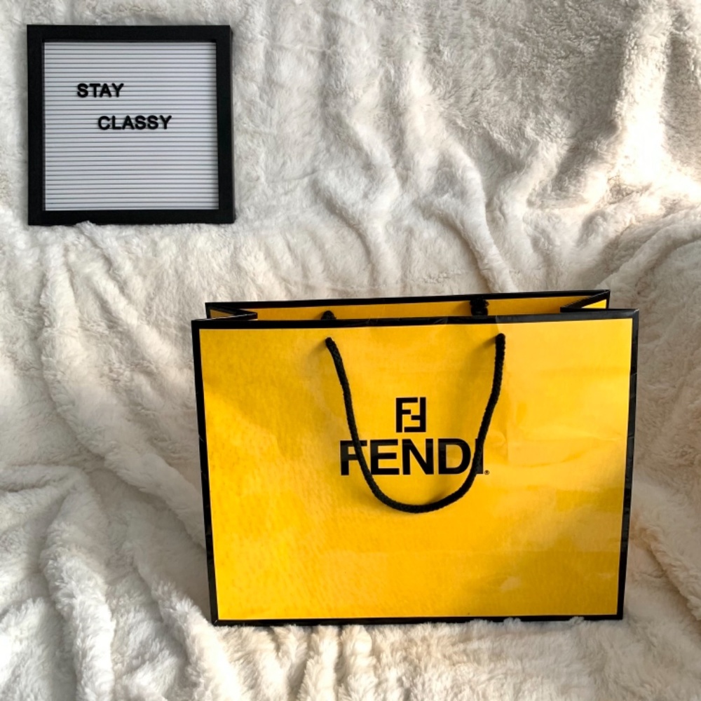 Authentic FENDI Large Paper Gift bag - Picture 4 of 6